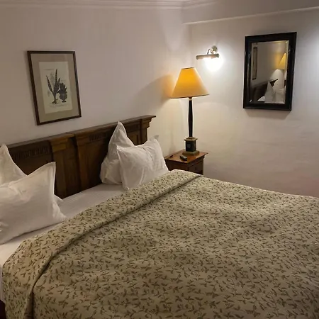 Arcul De Triumf Apartmanhotel